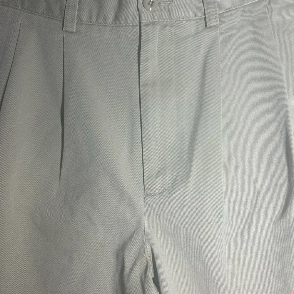 VINTAGE J. Crew Men’s Pleated Khaki Chino Shorts Preppy 80’s 90’s Size 33 Waist